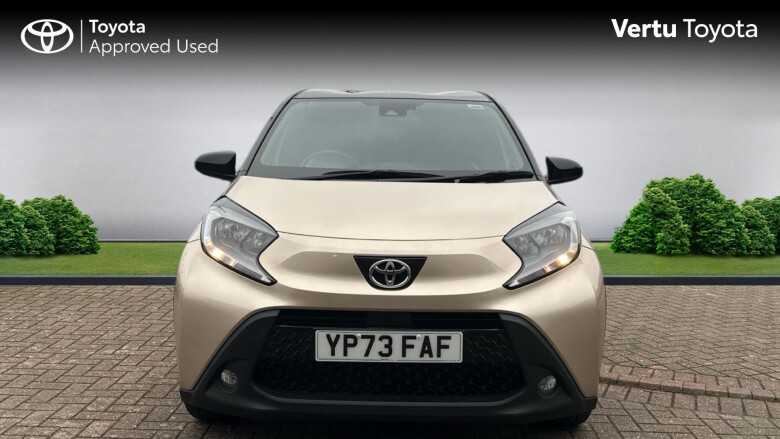 Toyota Aygo X 1.0 VVT-i Edge 5dr Petrol Hatchback